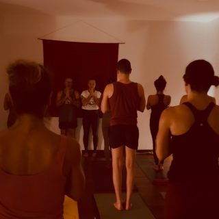 Such a pleasure to host these 2 beautiful humans for the 8th time in 8 years! The first Mysore under their guidance has just finished and the energy was already at a high 🤩🥰❤️
That’s going on till Monday! 🤗

Un piacere ed un onore ospitare @vesic_jelena e @davidrobsonyoga ad @ashtangayogaitalia per l’ottava volta in 8 anni! La prima mattinata di Mysore è appena terminata e l’energia era già alle stelle 🤩🥰❤️
E si continua per tutto il weekend, compreso lunedì mattina 😘

#ashtangayogaitalia #yogaforeveryone #yogaintensive #davidandjelenayoga